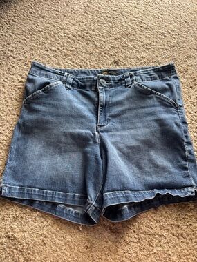 Lee Women's Legendary Faded Blue Denim Shorts